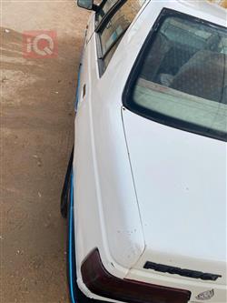 Peugeot 405
